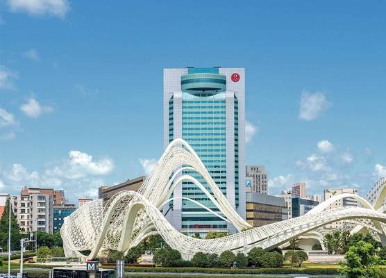 Ramada Plaza Wuhan Optics Valley 1