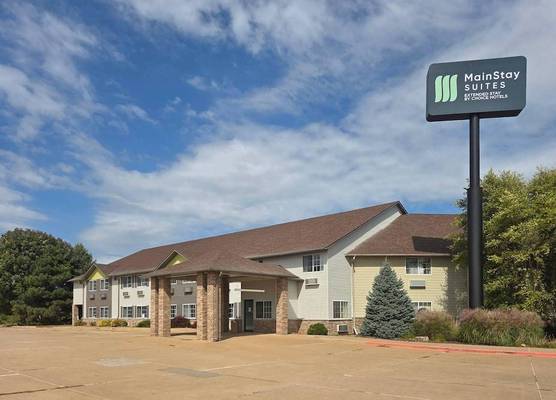 MainStay Suites LeClaire - Quad Cities 1