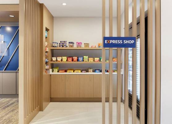 Holiday Inn Express & Suites PORT WASHINGTON by IHG 1