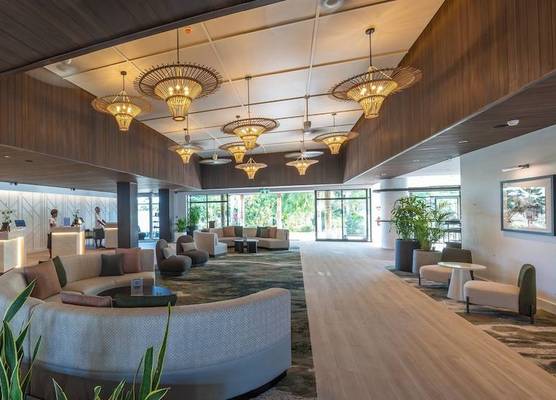 Tanoa International Hotel 1