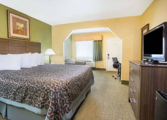 Days Inn by Wyndham Abbeville 1