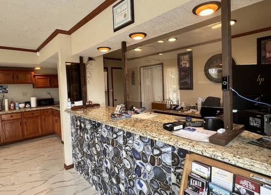 Americas Best Value Inn - Edna 1
