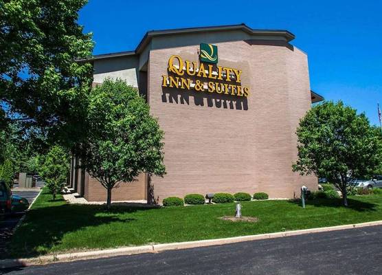 Quality Inn & Suites Peoria North 1