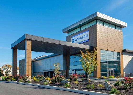 Wyndham Lancaster Resort and Convention Center 1