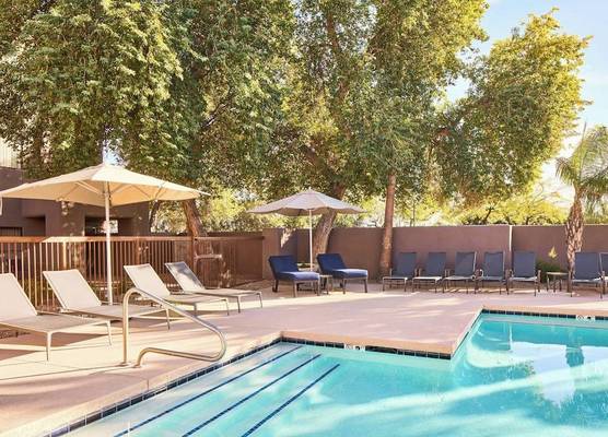 Courtyard Scottsdale North 1