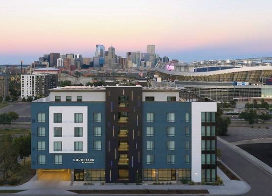 Courtyard by Marriott Denver Downtown West 1
