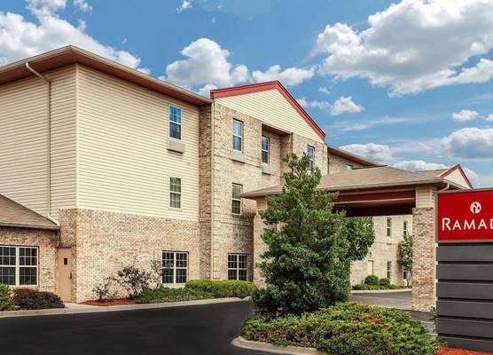 Ramada by Wyndham Sellersburg/Louisville North 1