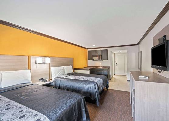 Americas Best Value Inn & Suites Brenham 1