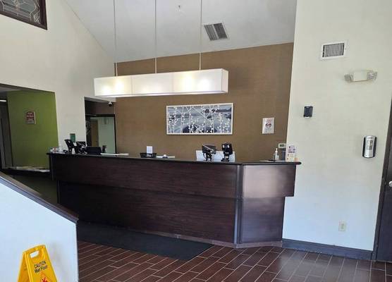 Austinburg Hotel 1