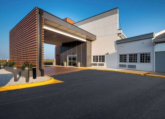 Wyndham Garden Ankeny 1