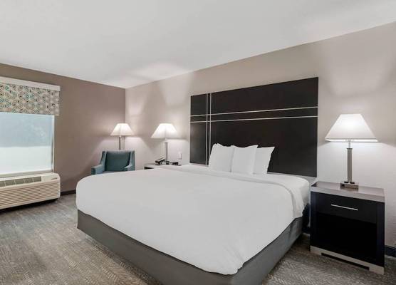 Quality Inn & Suites Union City - Atlanta South 1