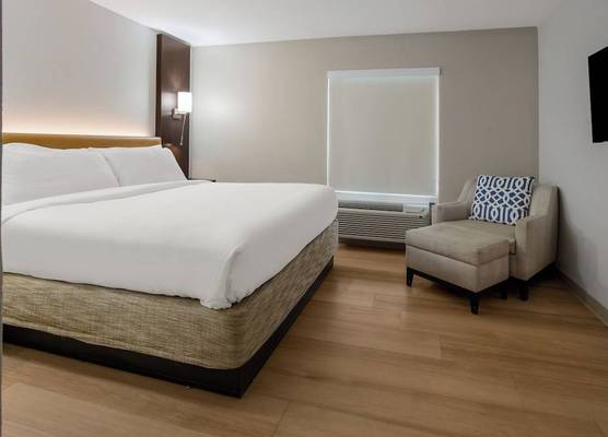 The Marco Hotel Lake Charles 1