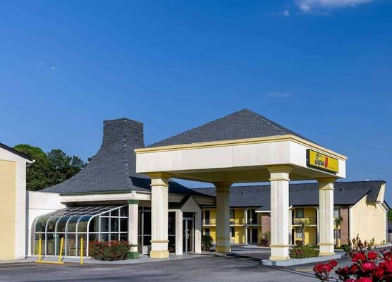 Super 8 by Wyndham McDonough GA 1