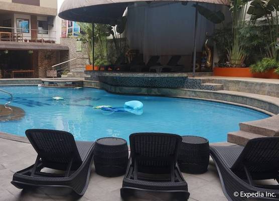 Score Birds Hotel 1
