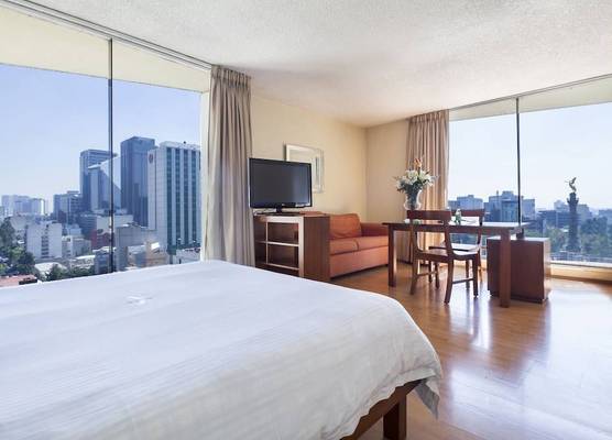 Exe Suites San Marino 1