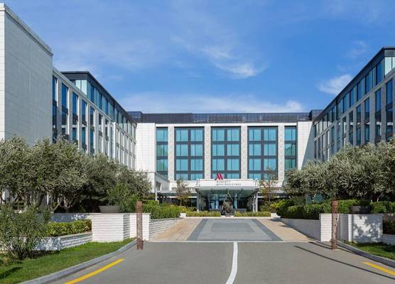 Baku Marriott Hotel Boulevard 1