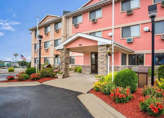Quality Inn Cedar Rapids South 1