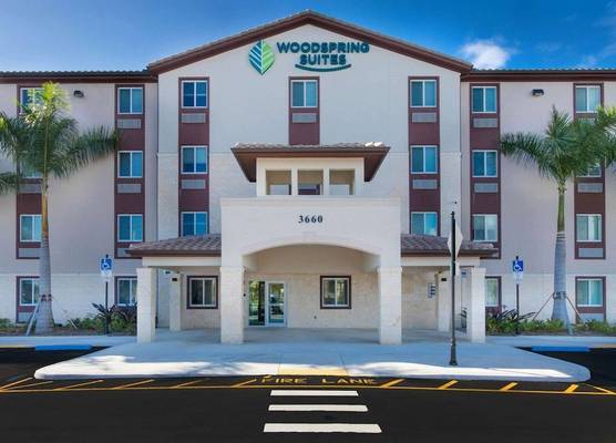 WoodSpring Suites Miramar 1