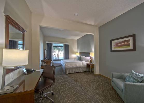 Wingate by Wyndham and Williamson Conference Center 1
