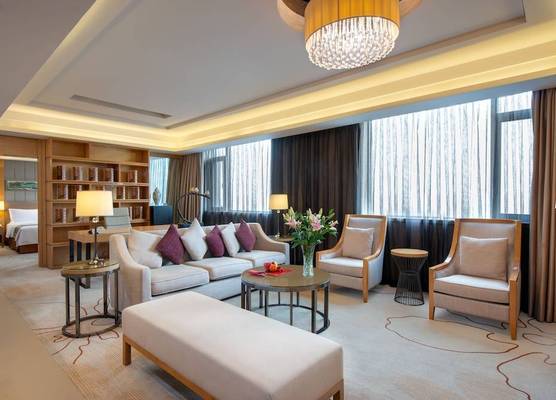 Holiday Inn Chengdu Oriental Plaza by IHG 1