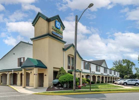 SureStay Hotel by Best Western East Brunswick 1