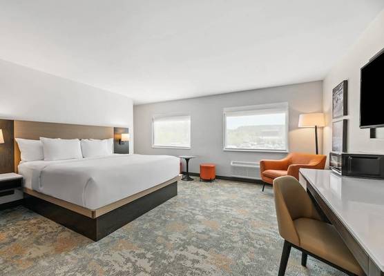 The Ellsworth Hotel, an Ascend Collection Hotel 1