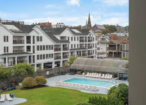 Club Wyndham Newport Onshore 1