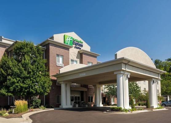 Holiday Inn Express & Suites INDEPENDENCE-KANSAS CITY by IHG 1