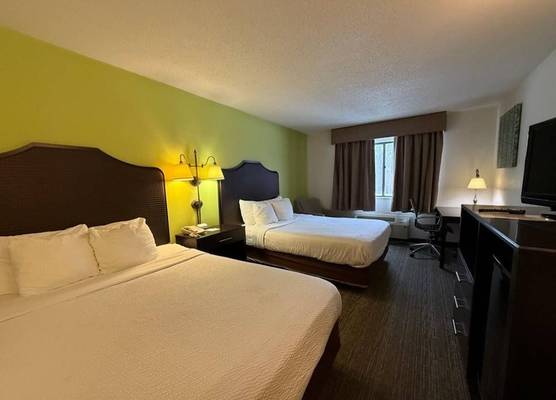 SureStay by Best Western Grove City 1