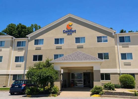 Comfort Inn Barboursville near Huntington Mall area 1