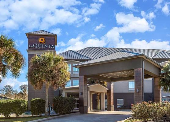La Quinta by Wyndham Boutte 1