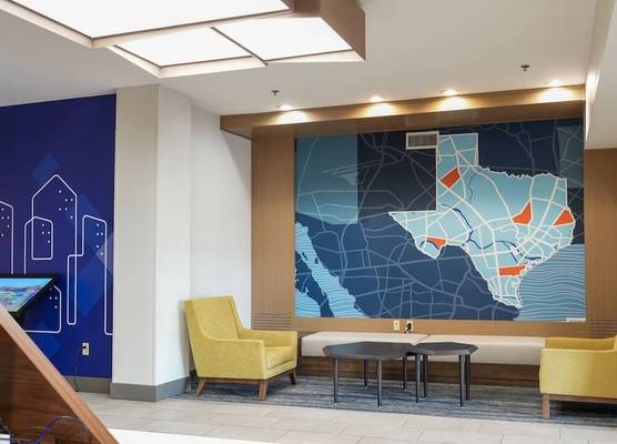 Holiday Inn Express & Suites DALLAS SOUTHWEST-CEDAR HILL by IHG 1
