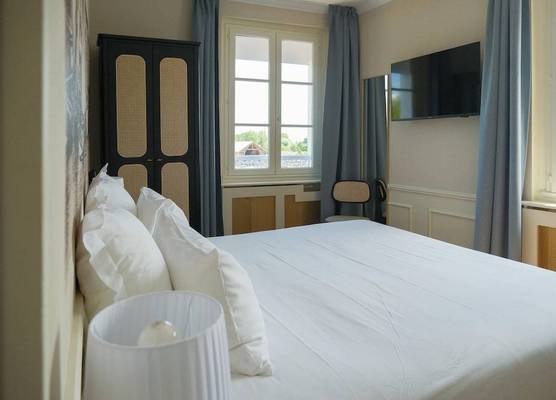 Best Western Le Cheval Blanc -Vue sur le port-plein centre ville 1