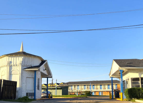 Cole Manor Motel By OYO Love Field Market Center 1