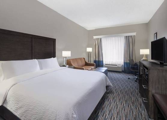 Garner Hotel OKLAHOMA CITY - QUAIL SPRINGS by IHG 1