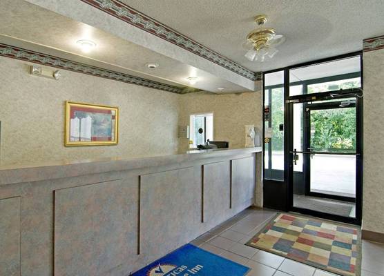 Americas Best Value Inn & Suites Clarksdale 1