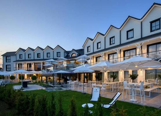Best Western Plus Le Fairway Hotel & Spa Golf d'Arras 1