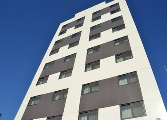 LIC Plaza Hotel 1