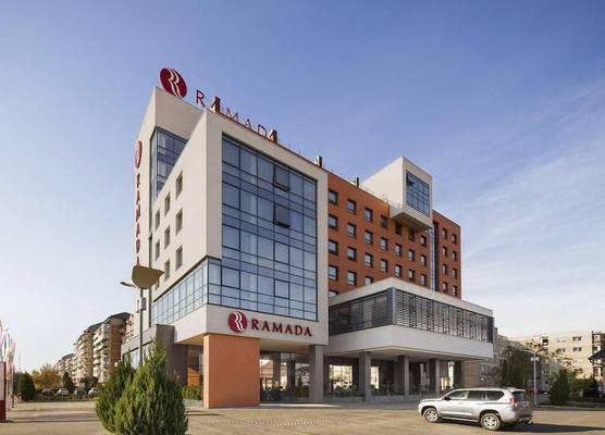 Ramada by Wyndham Oradea 1