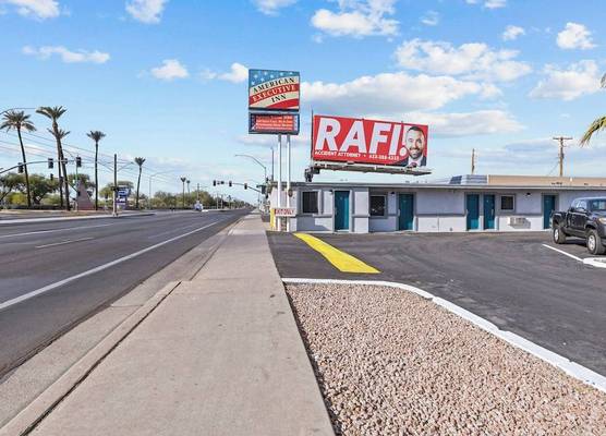 American Executive Inn Mesa 1