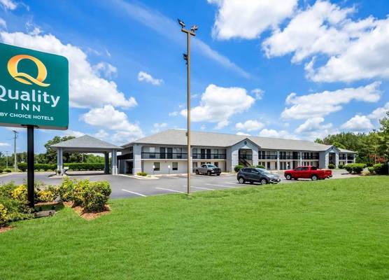 Quality Inn Battleboro - Rocky Mount 1