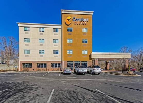 Comfort Suites Huntsville MidCity District at Research Park 1