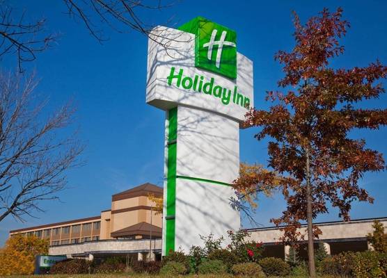 Holiday Inn & Suites CHICAGO NORTH SHORE (SKOKIE) by IHG 1