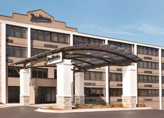 Radisson Hotel Charlotte Airport 1