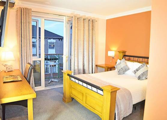 Dovedale Hotel and Restaurant 1