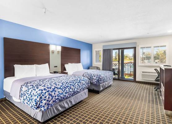Hotel Solares 1