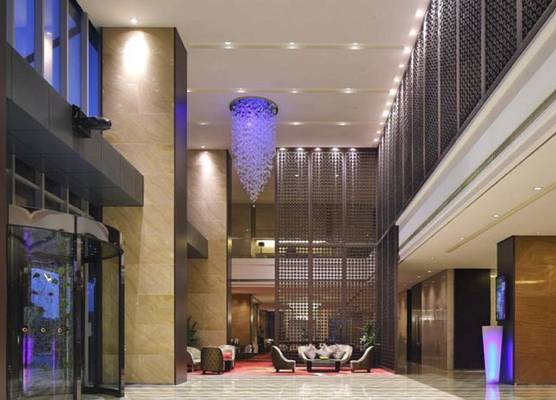 The Qube International Hotel Shanghai Disneyland Park & International Tourism and Resort Branch - Free round-trip shuttle between the hotel and Shanghai Disneyland & between the hotel and PVG Internat 1
