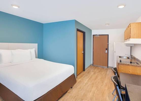 Woodspring Suites Southington 1
