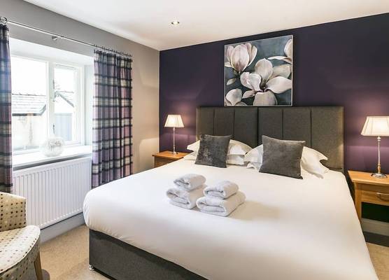 The Lodge Rooms @ Carus Green 1