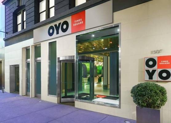 OYO Times Square 1